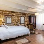 Duplex Camelia In Charming Old Town Rovinj