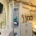 Duplex Camelia In Charming Old Town Daire *