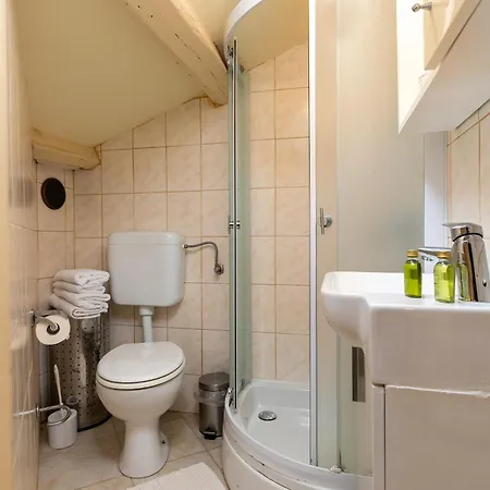 Appartement Duplex Camelia In Charming Old Town
