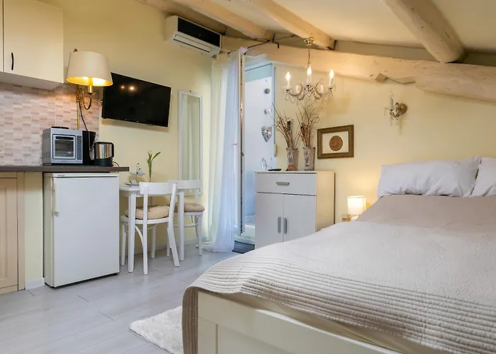 Duplex Camelia In Charming Old Town Apartmán